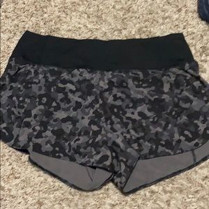 Athleta black camo shorts